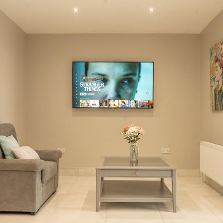 The View Apartment 2, Newry - Luxury Open Plan Apartment With City Views Exteriér fotografie
